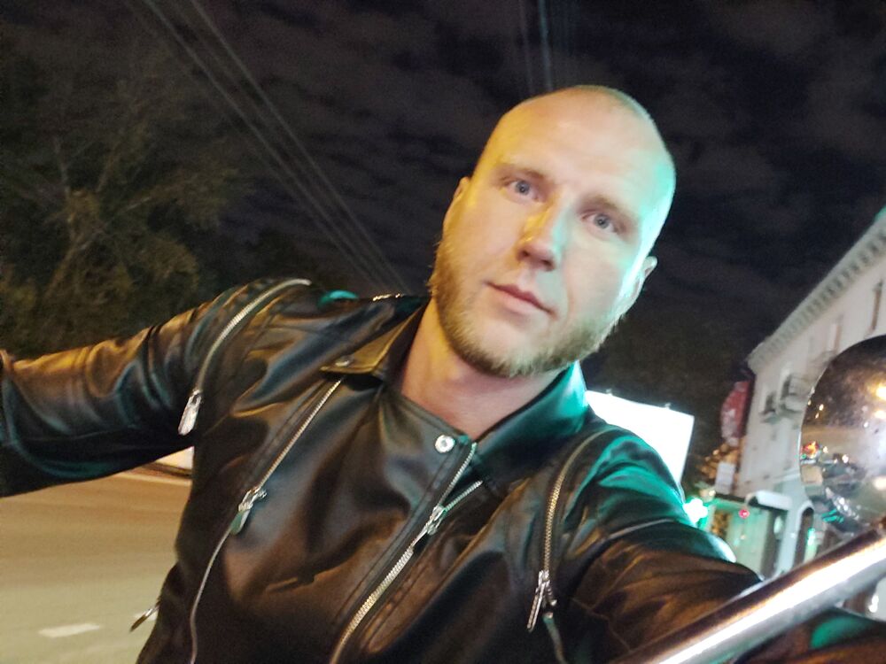  54346859  Rule, 32 ,    