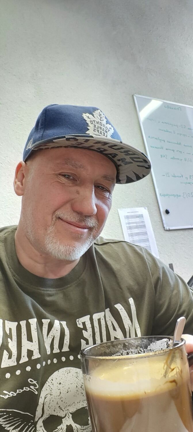  51484029  Stanislav, 56 ,    -
