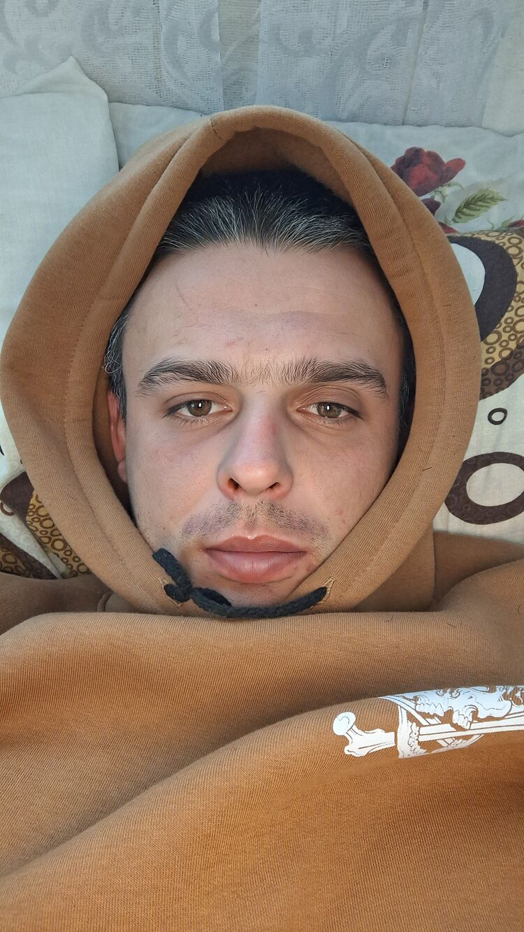 49818039  , 32 ,    