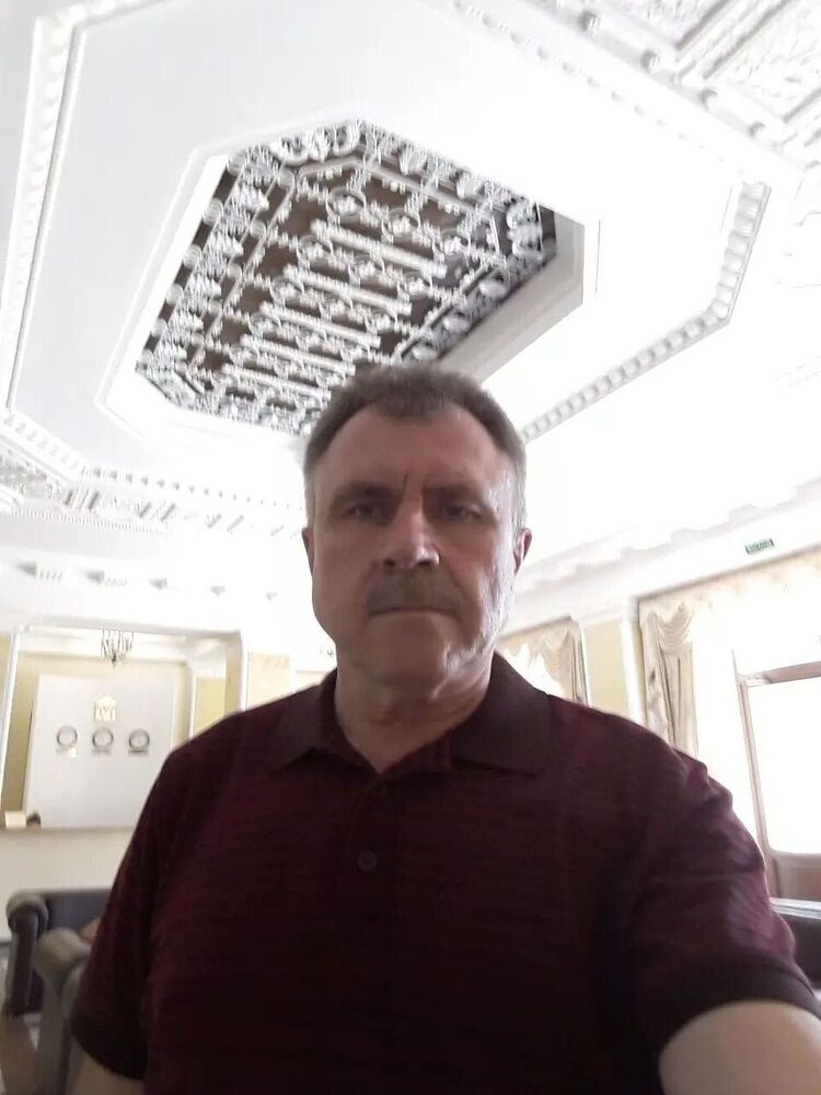  54684529  Sergey, 65 ,    