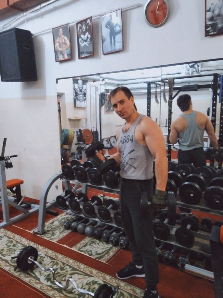  18156419  , 38 ,    