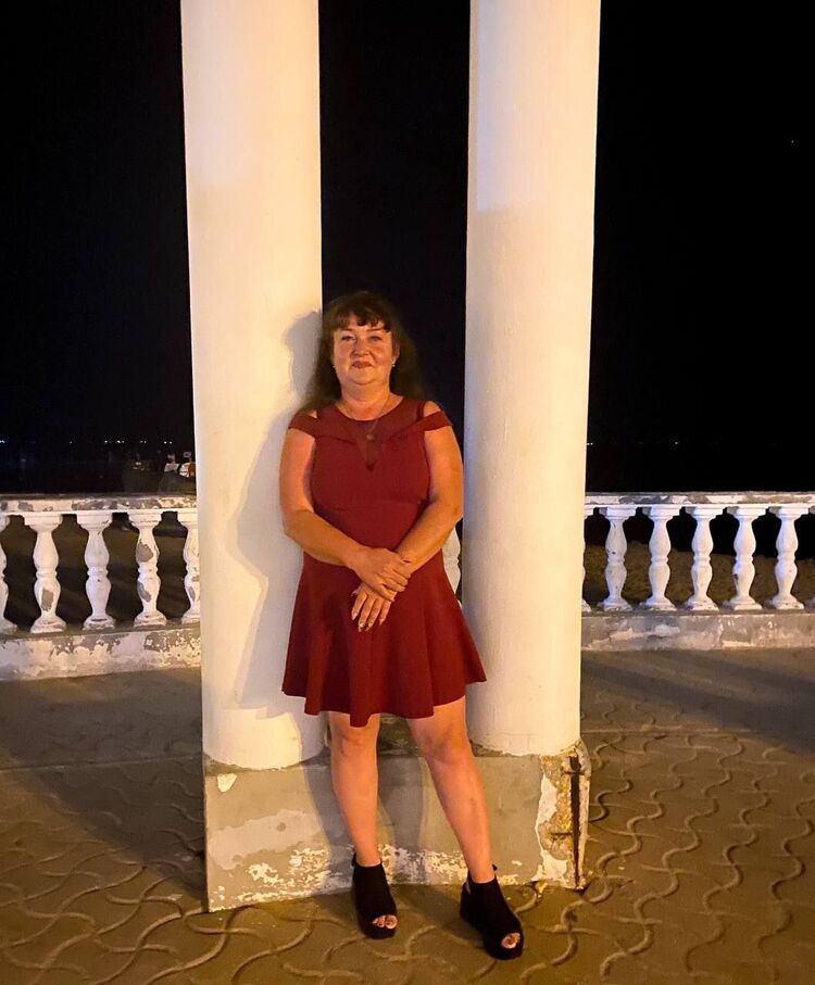  48308849  Svetlana, 45 ,    