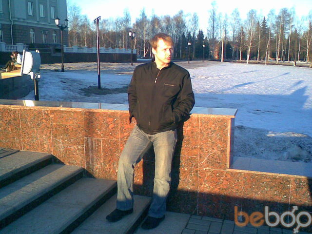  1132569  Artur, 44 ,    -