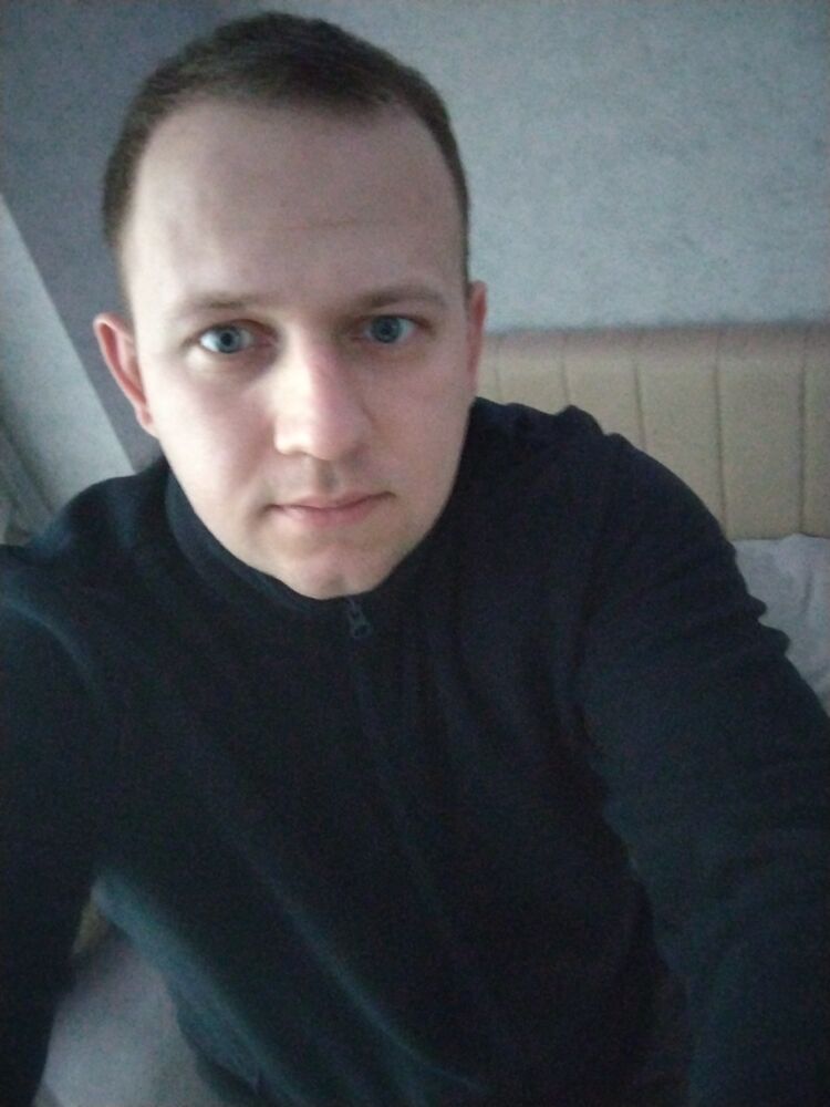  48607459  , 31 ,    