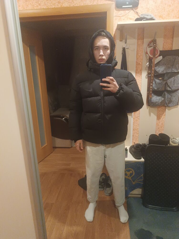  48082919  , 18 ,    