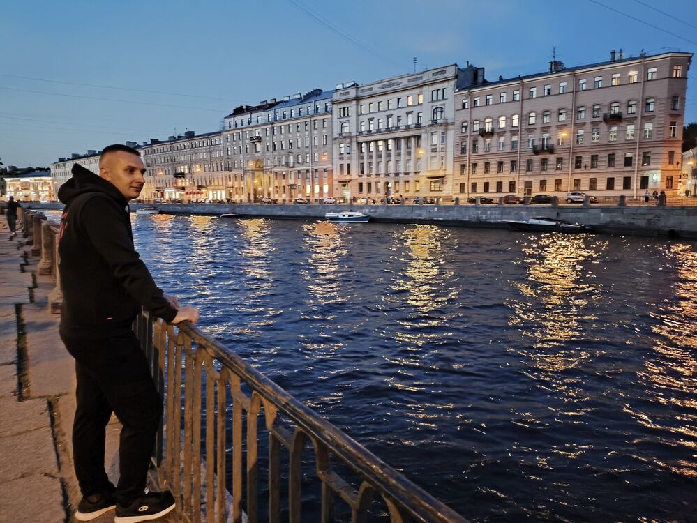  53979149  Aleks, 28 ,    