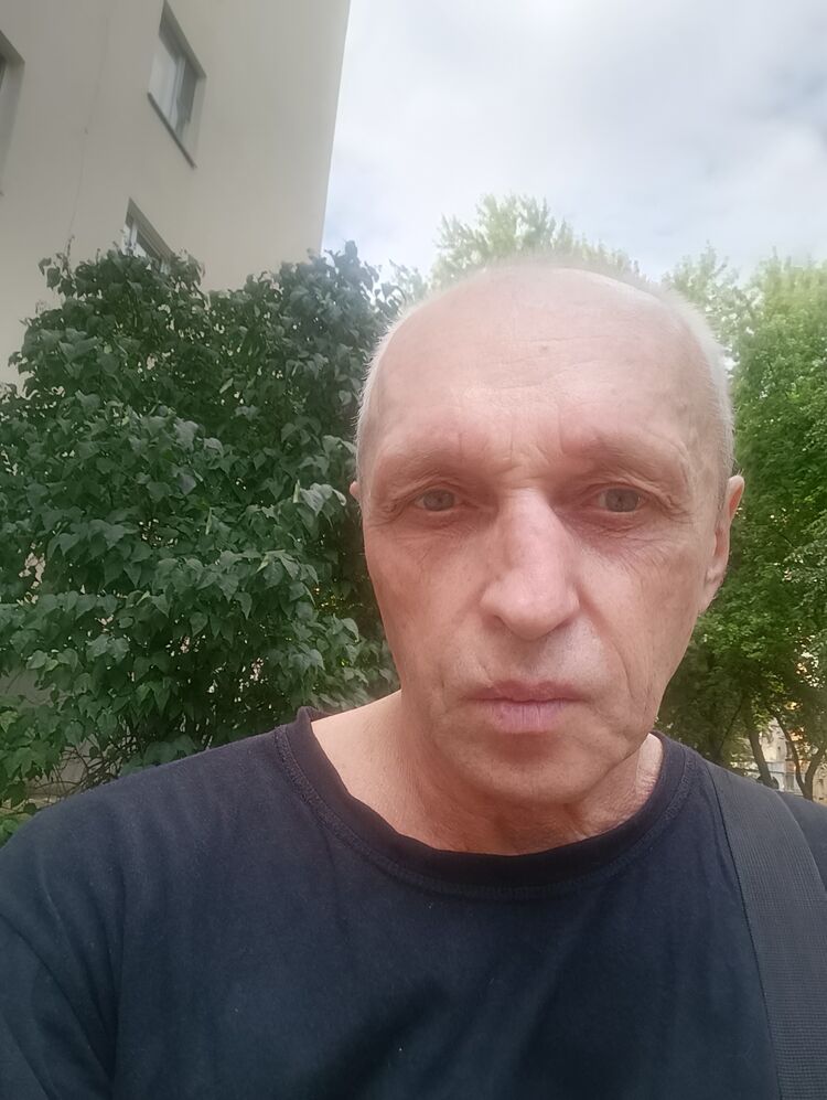  29741579  , 65 ,    