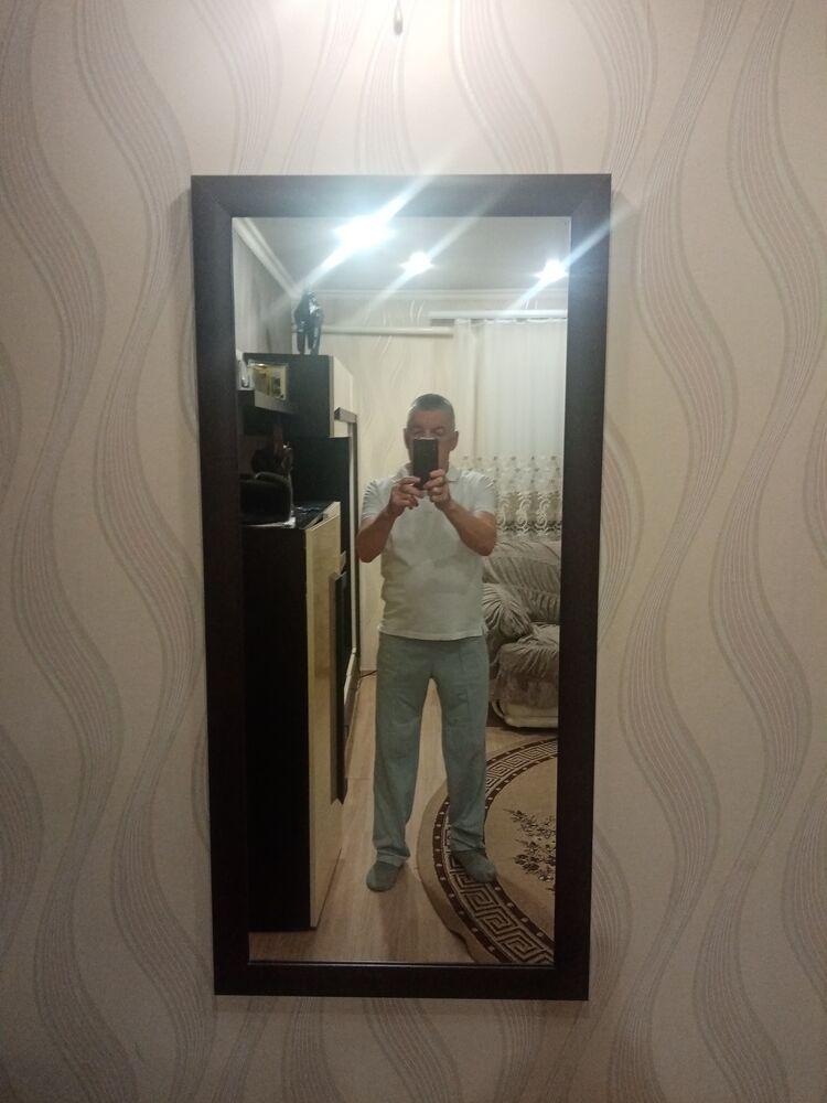  32706659  , 70 ,    