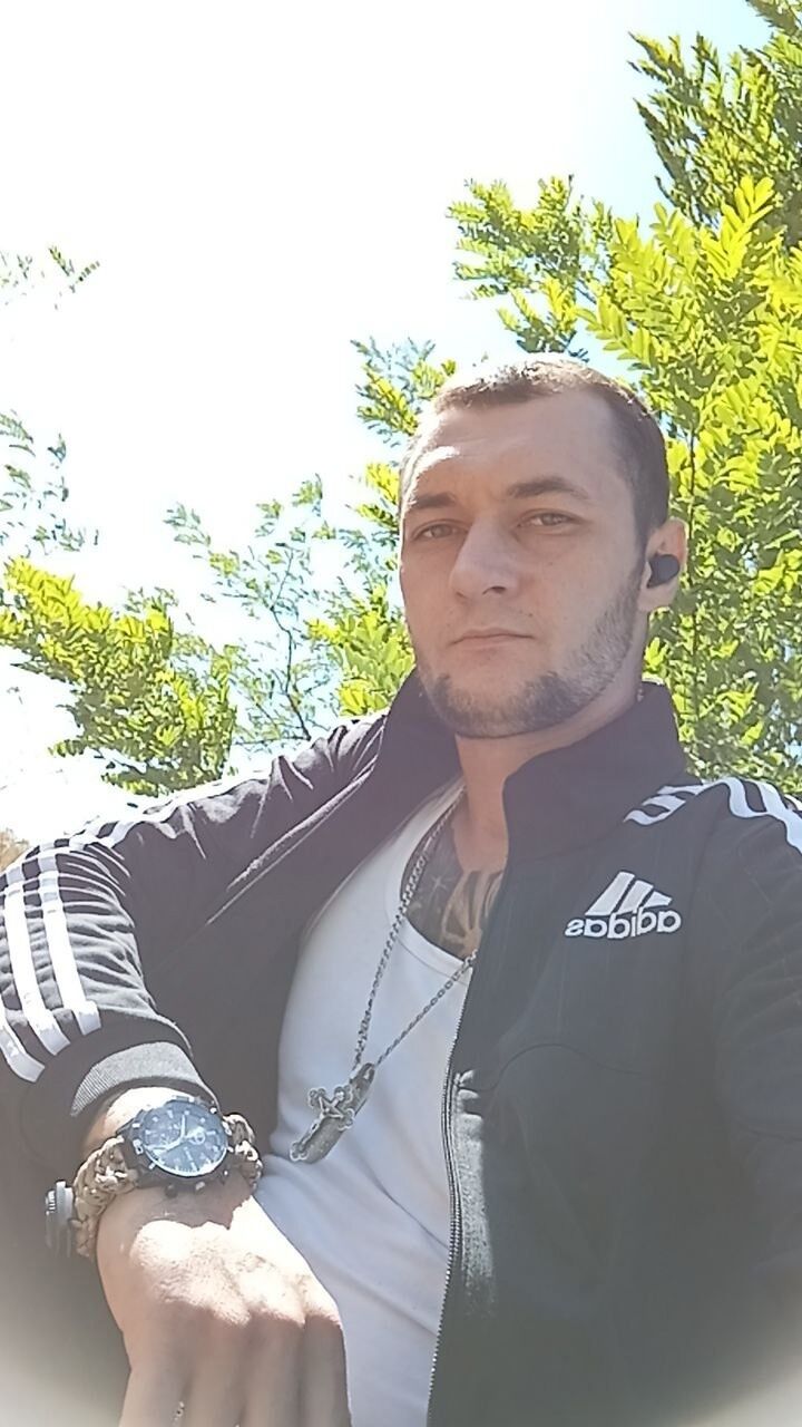  50027599  Aleksey, 33 ,    