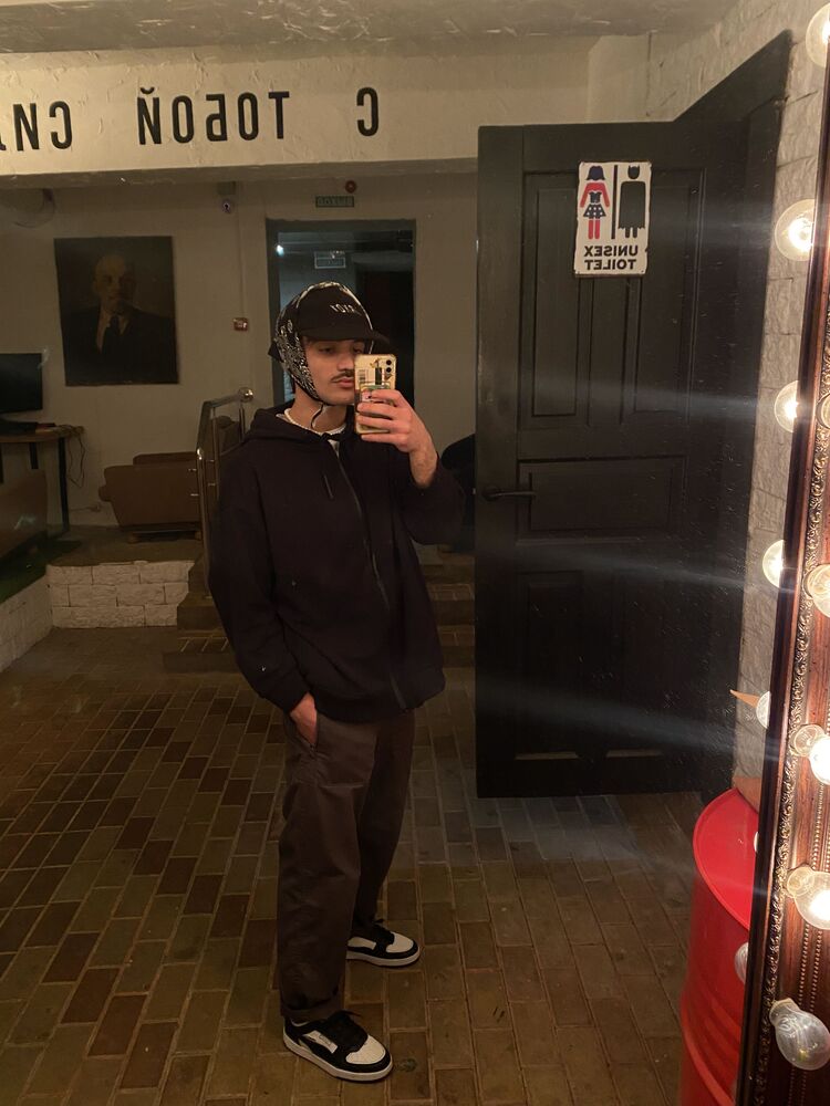  40111519  , 26 ,    