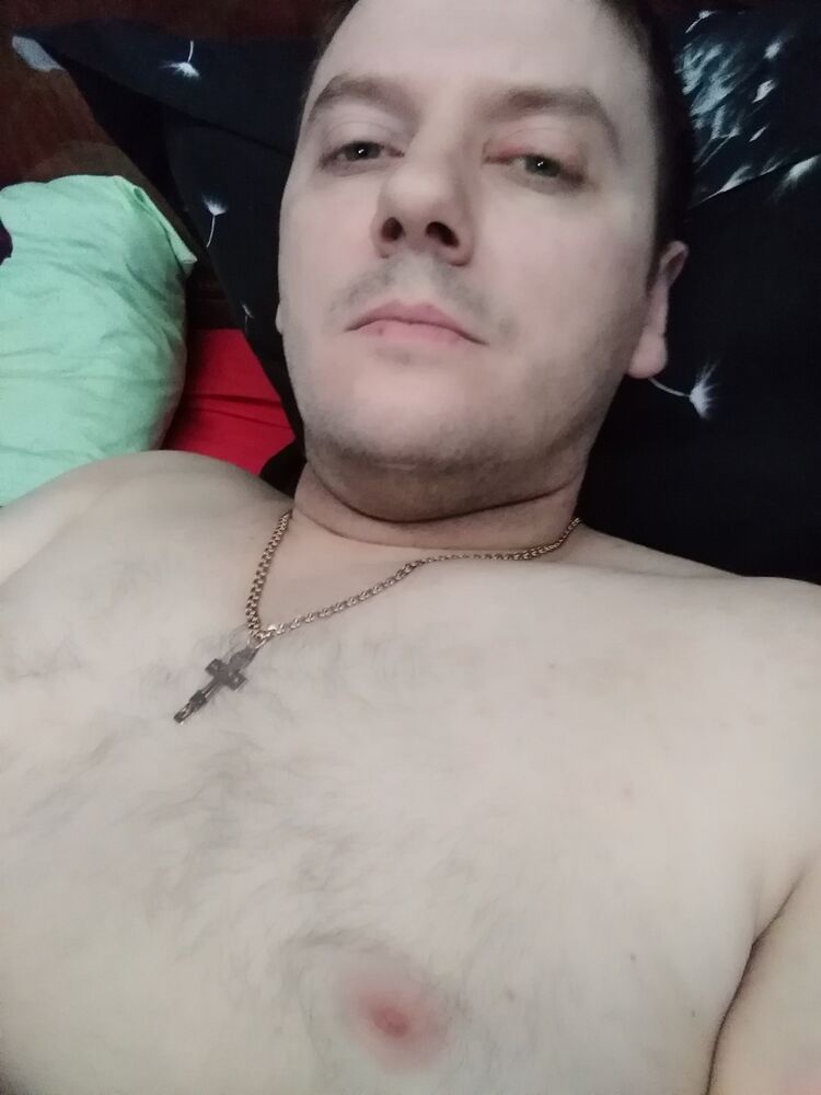  10141399  Andrei, 45 ,    