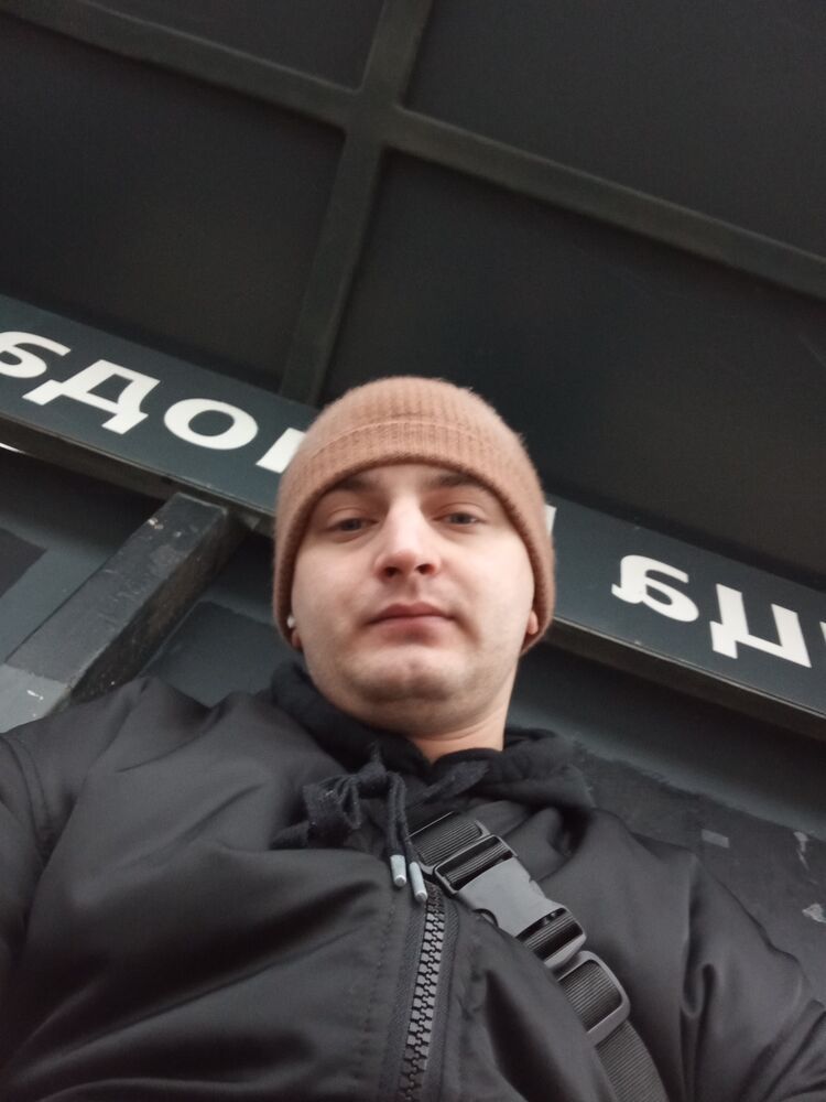  ,   Kira, 27 ,   ,   , c , 