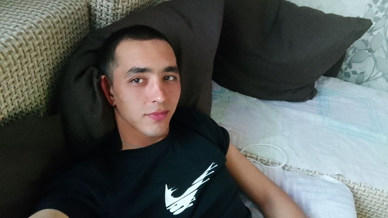  44311379  , 26 ,    