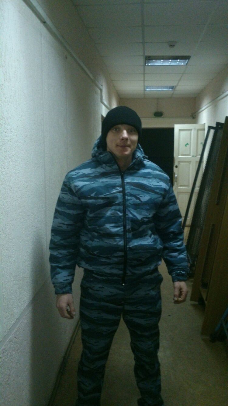  49579869  , 32 ,    