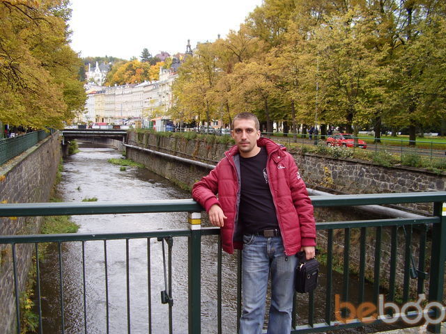  ,   Anders, 43 ,  
