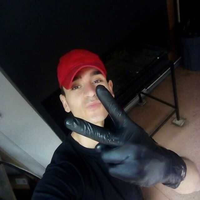  21180279  , 34 ,    