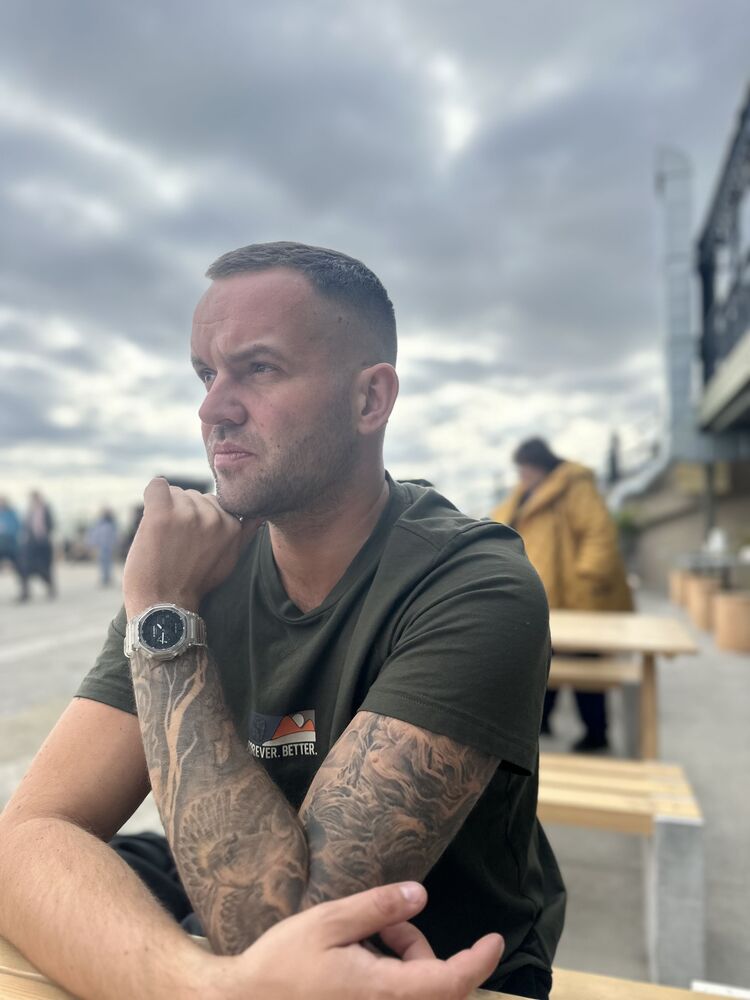  54658319  Ruslan, 37 ,    