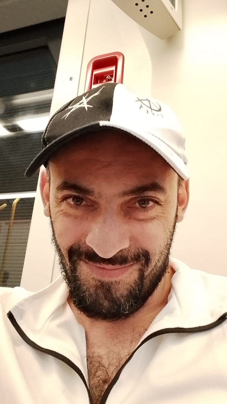  ,   Davit, 34 ,   ,   , c 