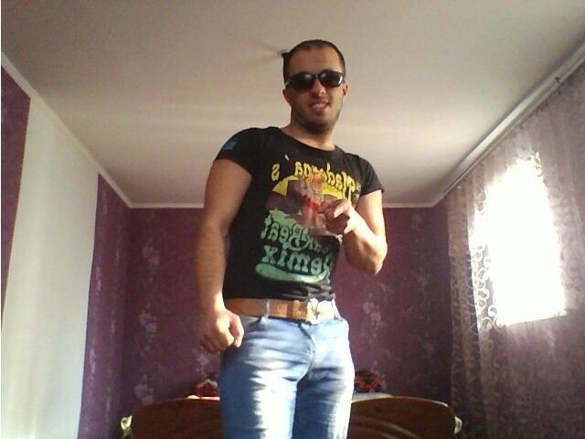  ,   Nurik, 32 ,   ,   , c 