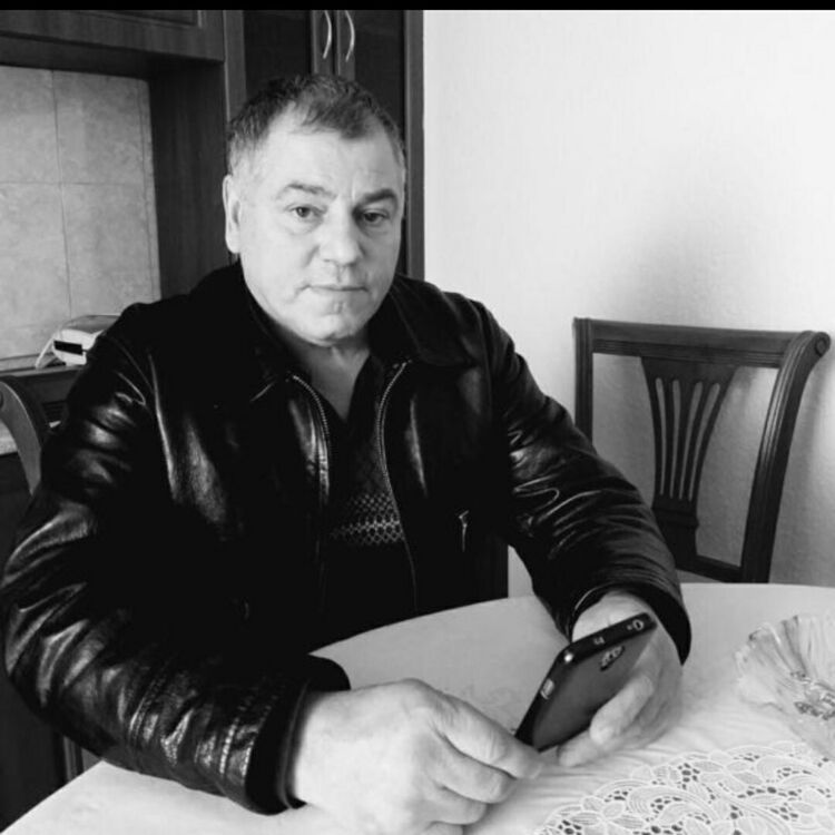  26009079  Nikolay, 55 ,    