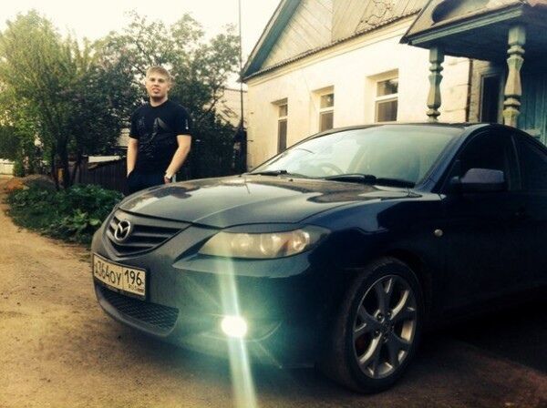  52524059  Aleksei, 32 ,    