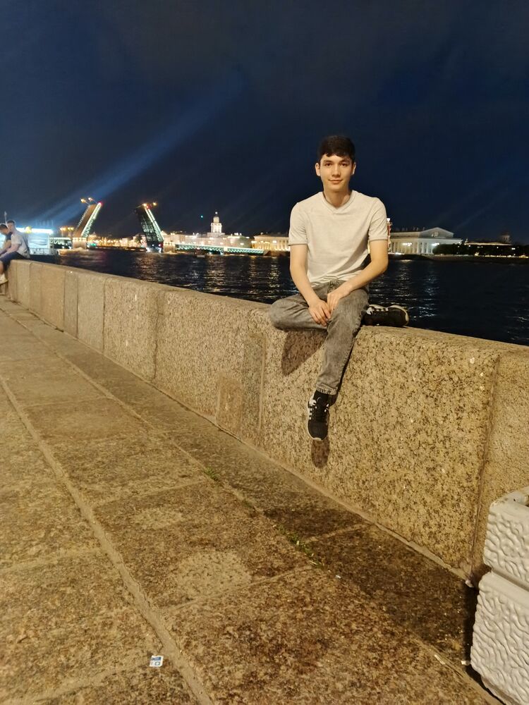  -,   , 18 ,   