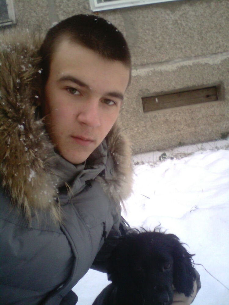  6870379  Sergei, 30 ,    