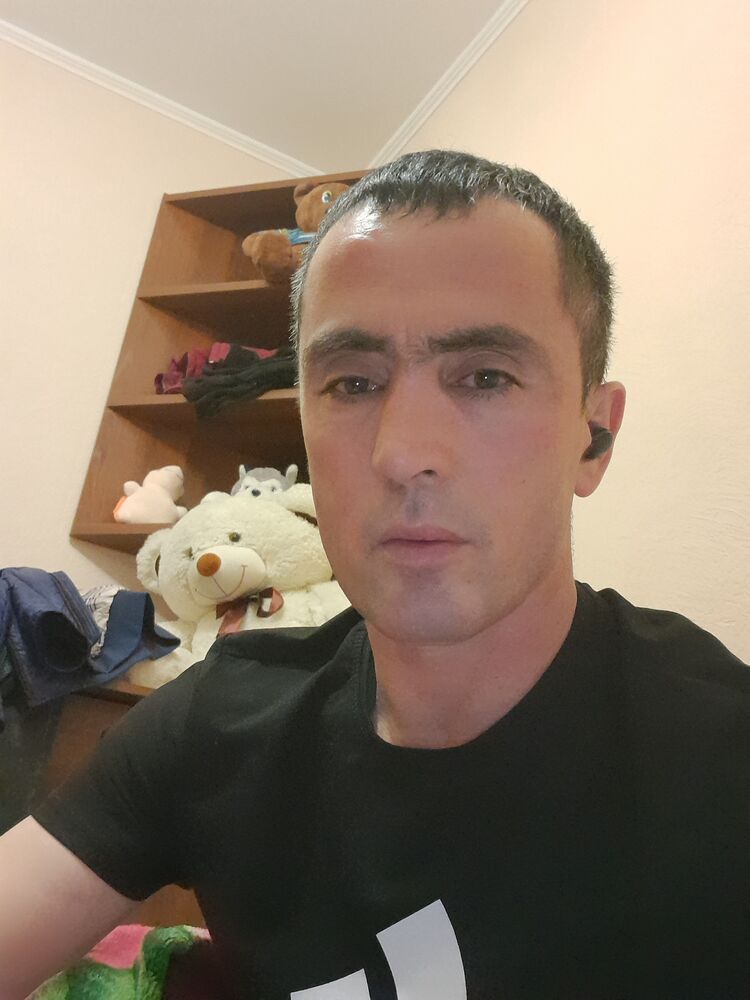  ,   Abdugaffor, 42 ,   , c 