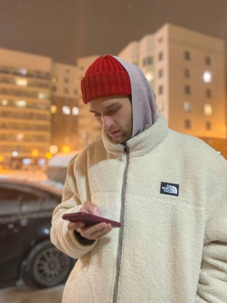  38361679  Pctr, 28 ,    