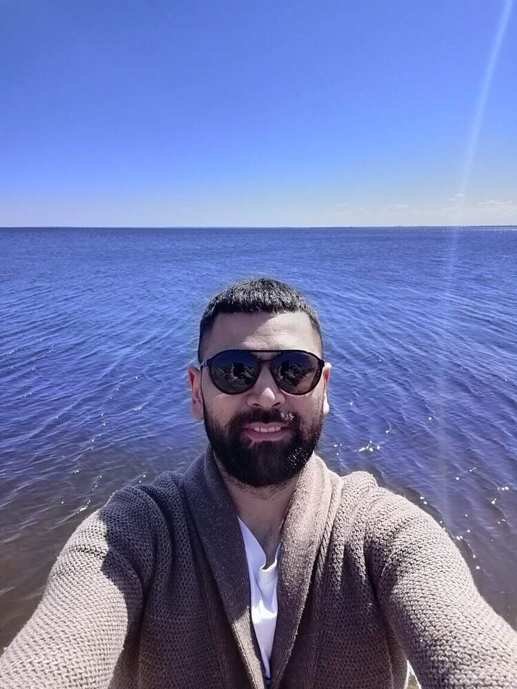  -,   Chingiz, 38 ,   ,   , c 