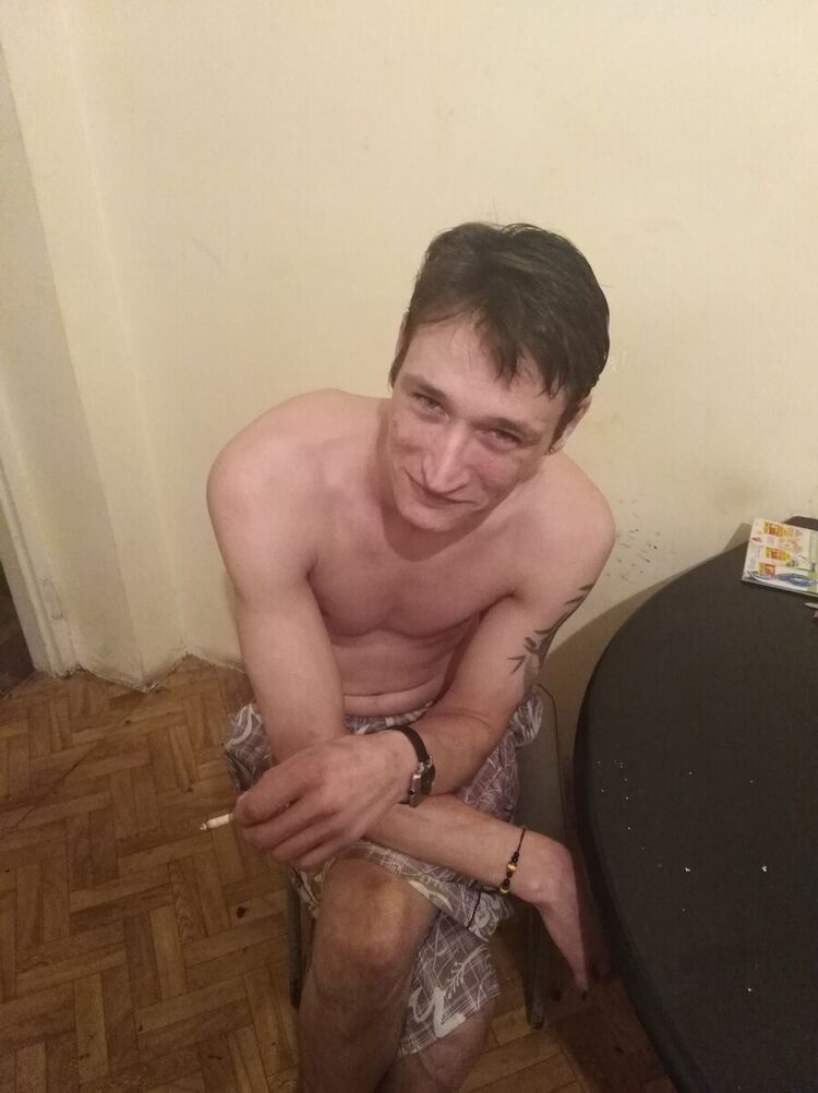  21913749  , 35 ,    