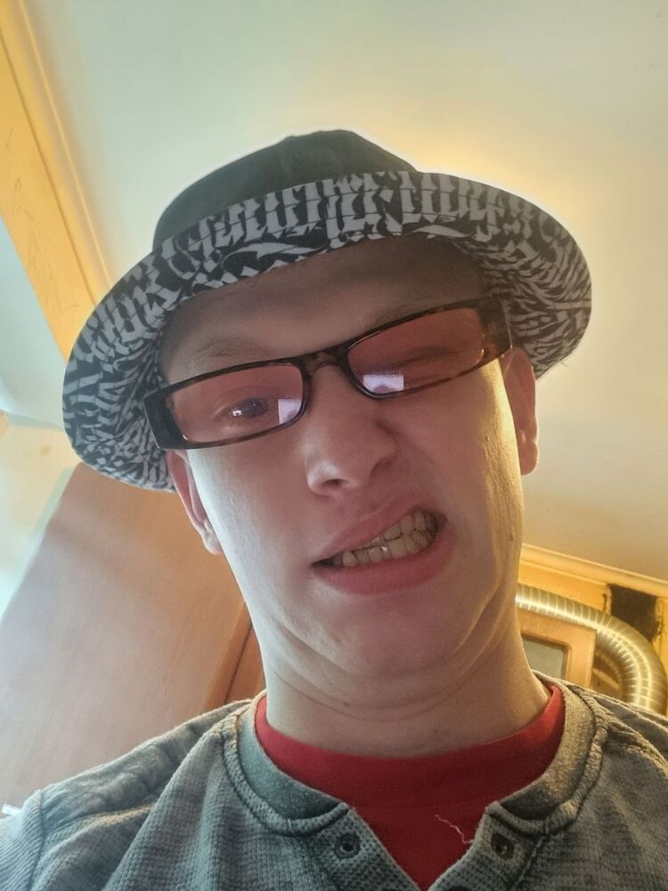  36920629  , 24 ,    