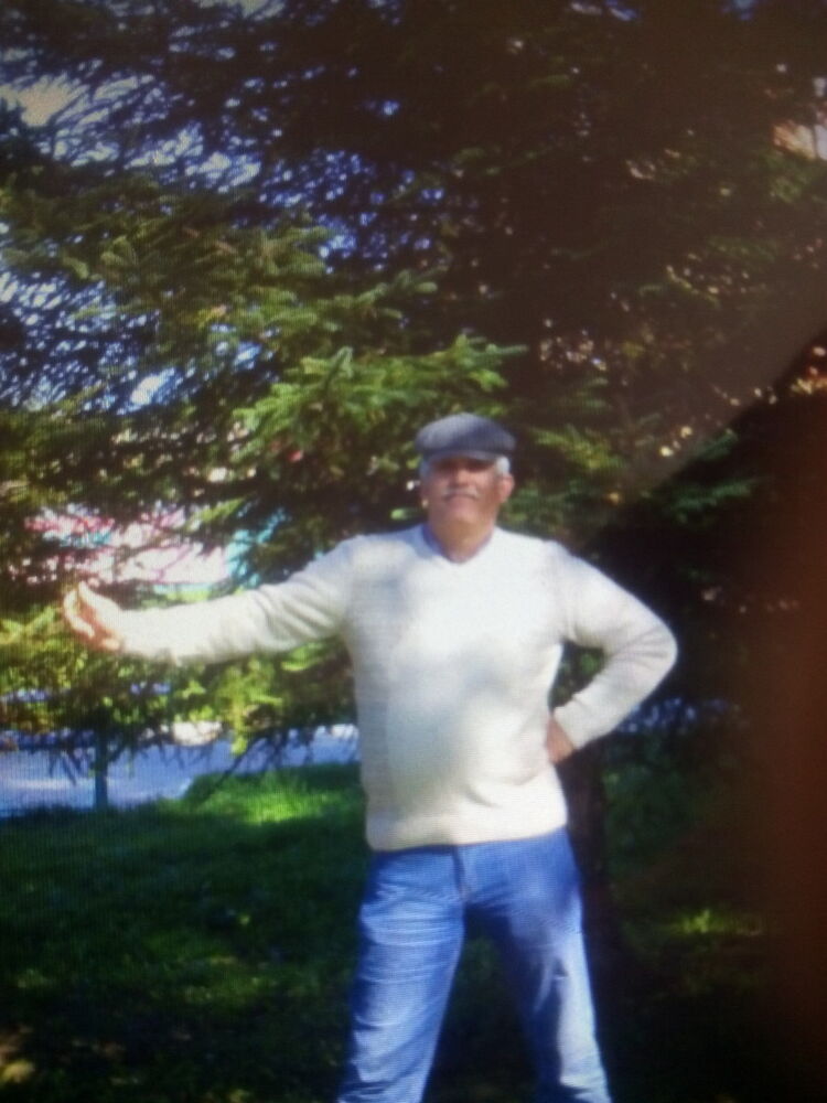  11654909  Aleks, 62 ,    