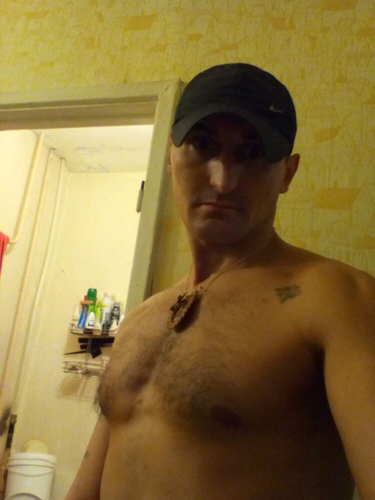  9428289  , 39 ,    -