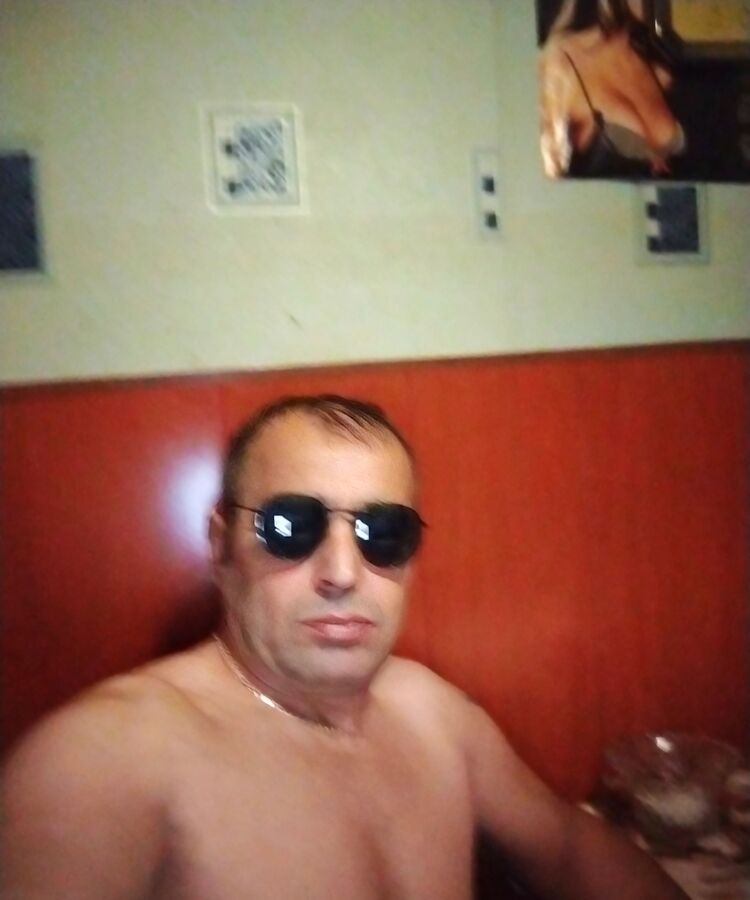  54682659  Refail, 45 ,    