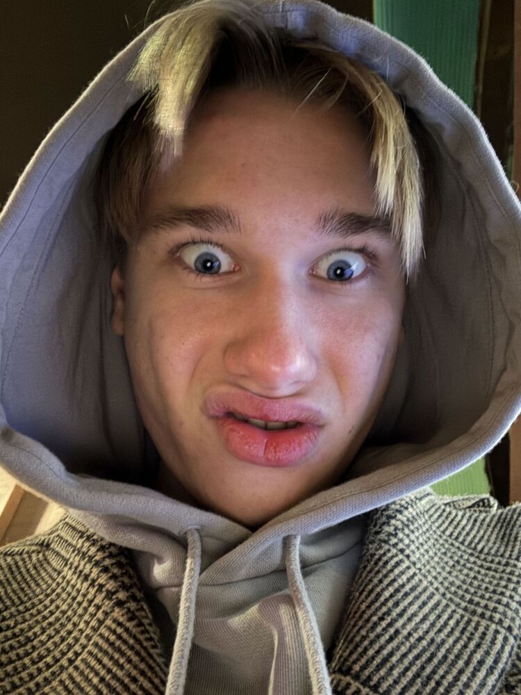 ���������� �����, ���� ����� Kostas, 19 ���, ������������ ��� ������, ����� � ���������