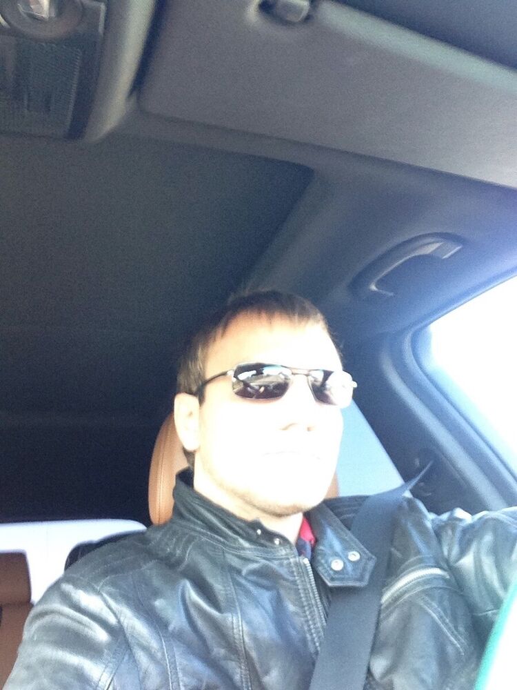  ,   Andy, 32 ,   ,   , c 