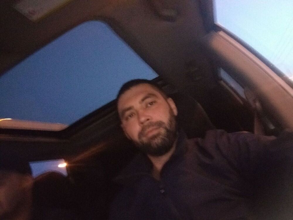  37172989  , 32 ,    