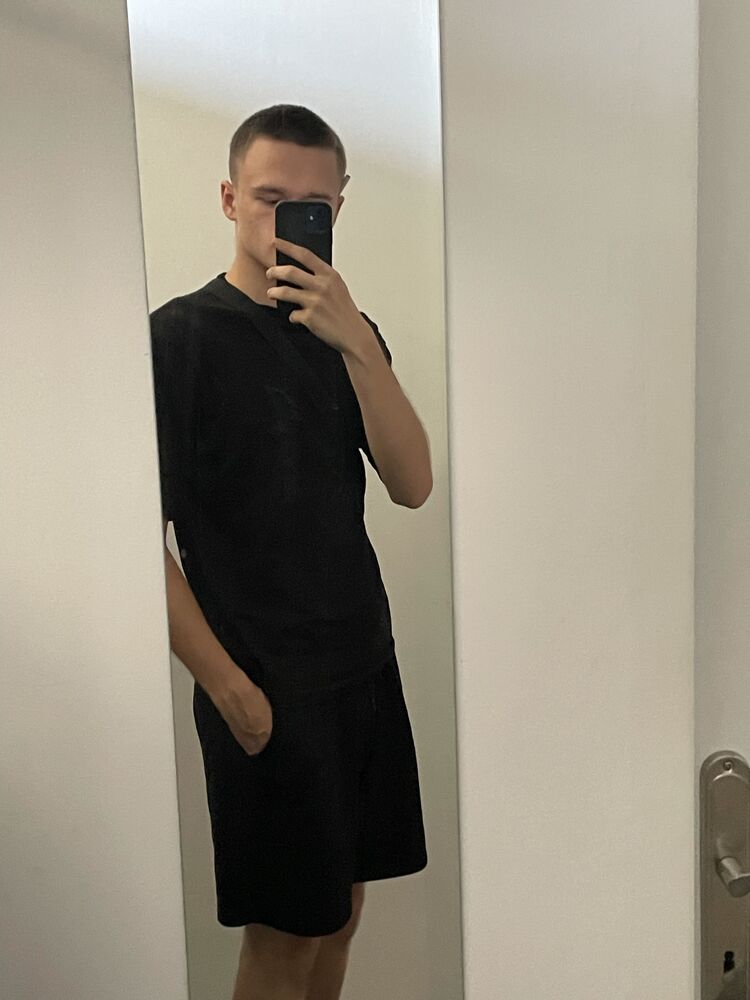  45799019  , 19 ,    