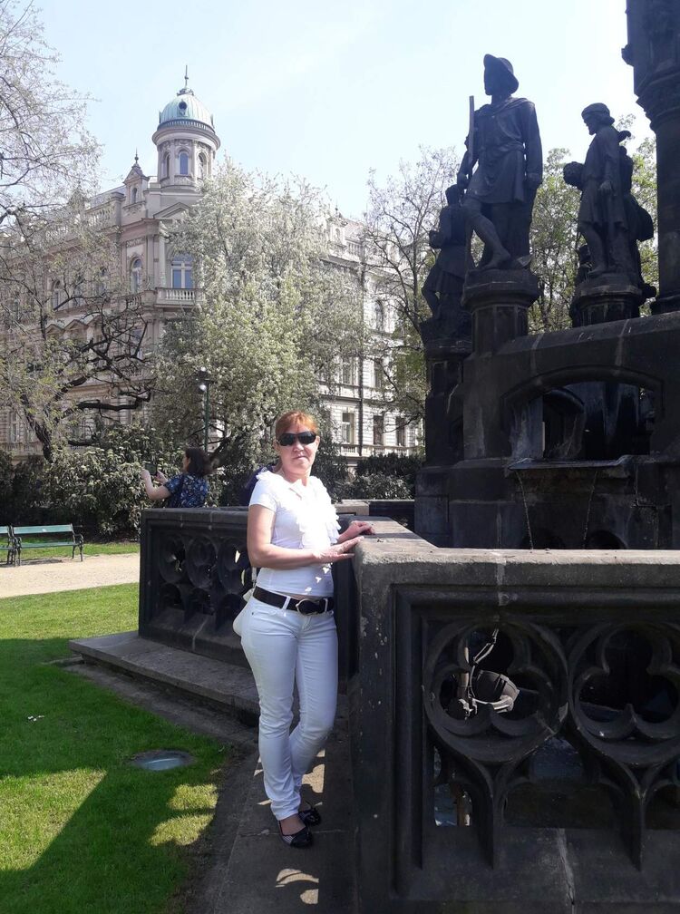  54231219  Victorea, 55 ,    