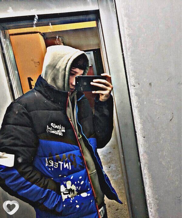  30083689  Azamat, 23 ,    