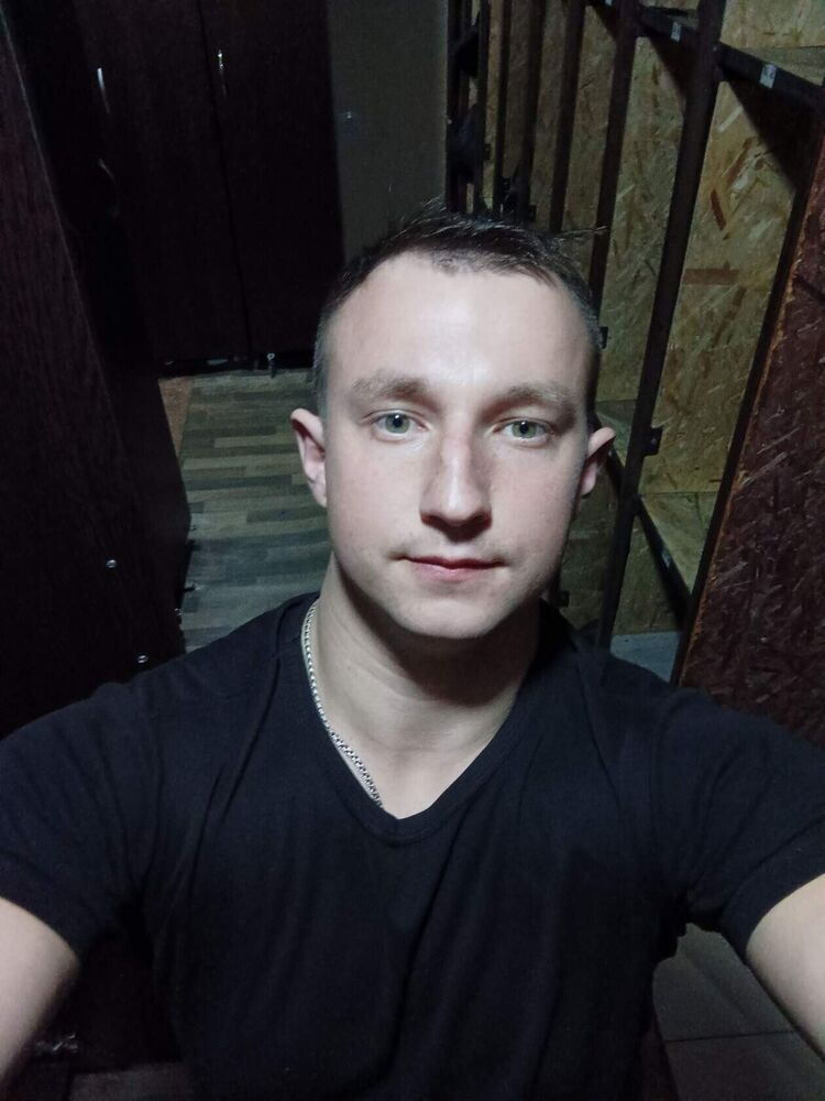  28458949  Tom, 25 ,    Algiers