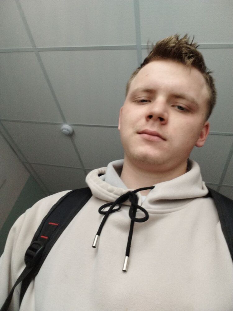  54758089  Pasha, 22 ,    