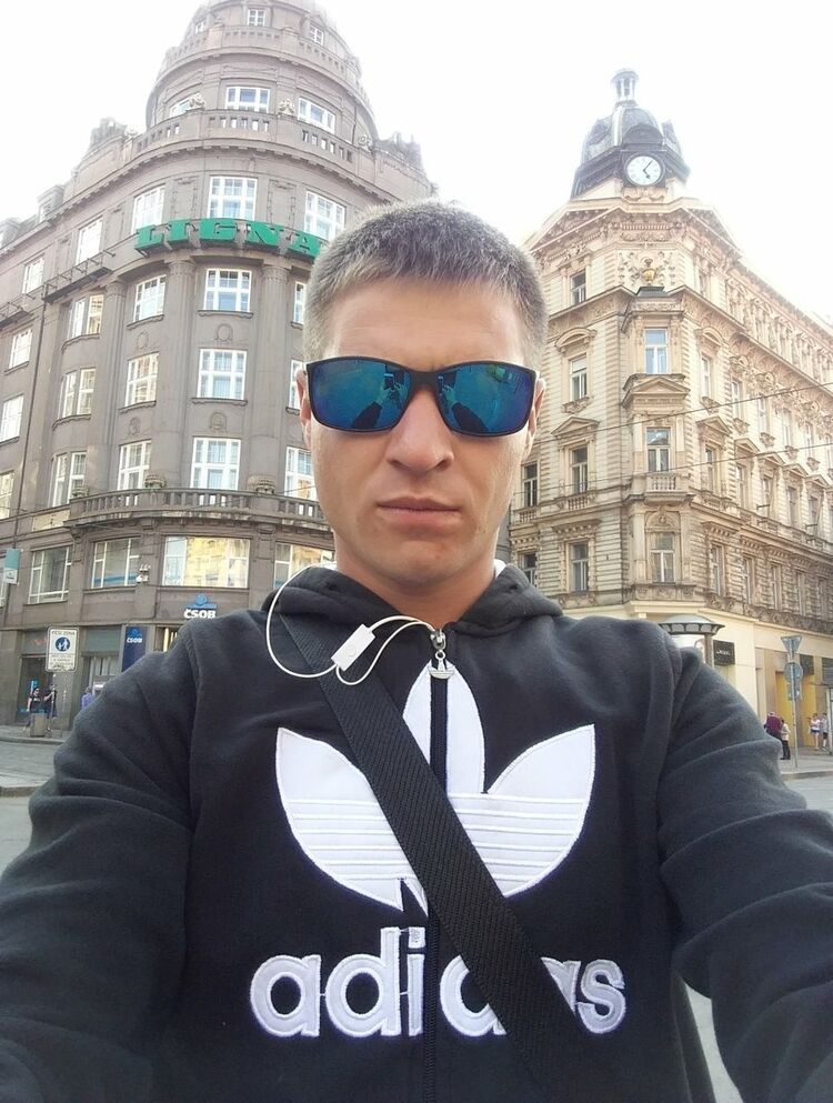  ,   Alexei, 31 ,   ,   , c 