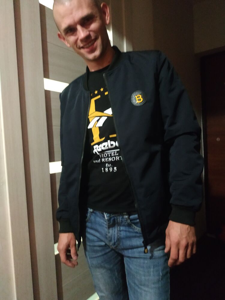 ���� 23961889 ������� ������, 33 ����, ���� ���������� � �����������