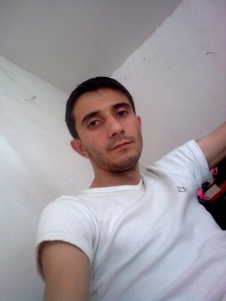  ,   Ruslan, 38 ,   ,   , c 