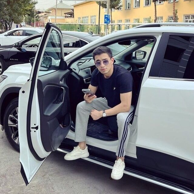  43575989  , 30 ,    -