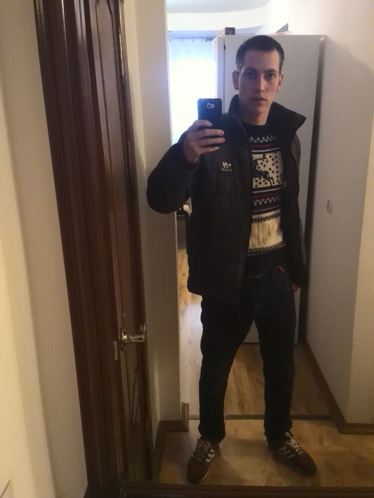  6989169  , 33 ,    