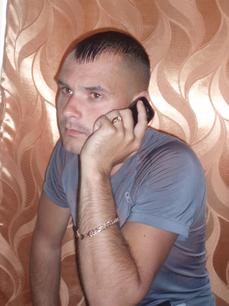  8528299  Vladislav, 43 ,    