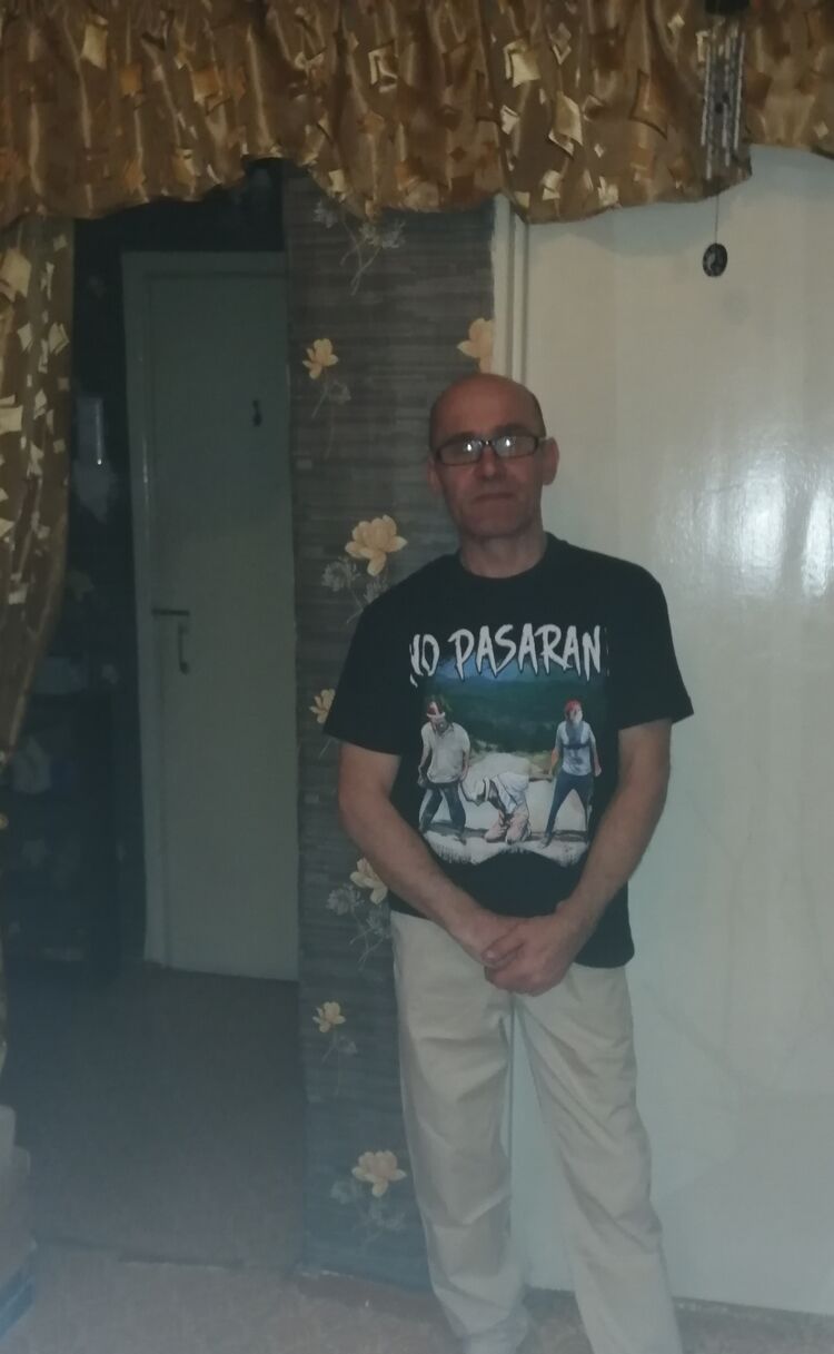  33638139  , 51 ,    